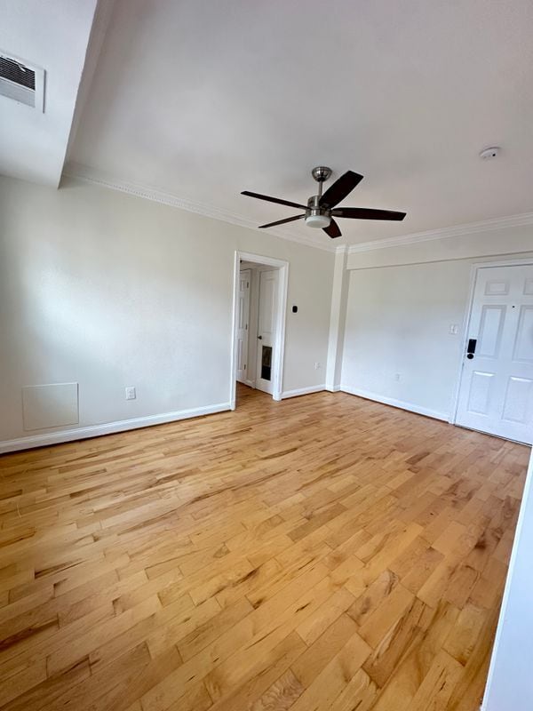 Photo - 2625 3rd St NE