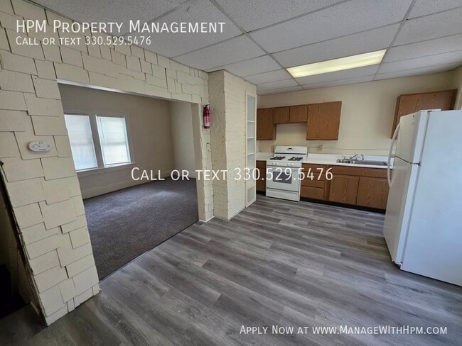 Photo - 393 Cross St