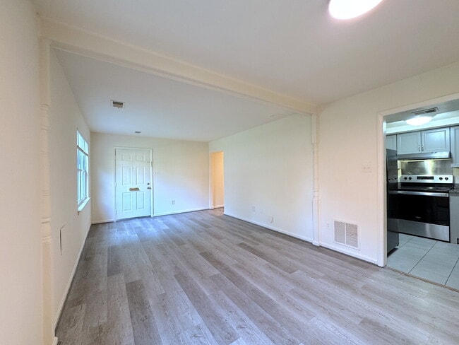 Photo - Comfortable Unit with Functional Layout Unit E