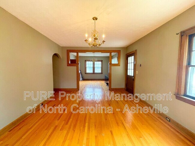 Photo - 21 Vermont Ave Unit 1- UPSTAIRS