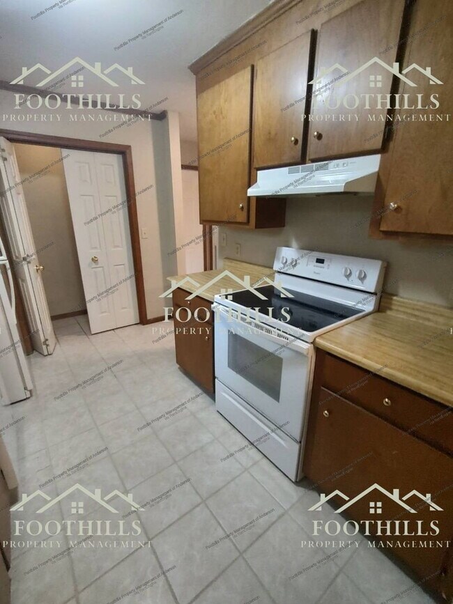 Photo - 4406 Lexington Way