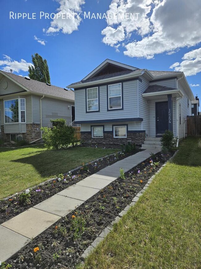 Photo - GORGEOUS 3 BEDS / 2 BATHS HOUSE IN THE COMMUNITY OF EVERGREEN