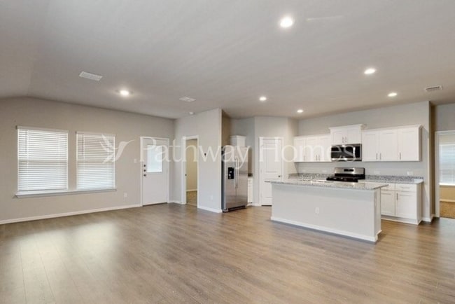 Photo - 1621 Gatesville Ct