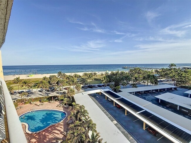 Photo - 328 N Ocean Blvd Unidad 707