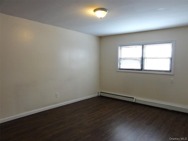 902 S Lake Blvd Unit 3