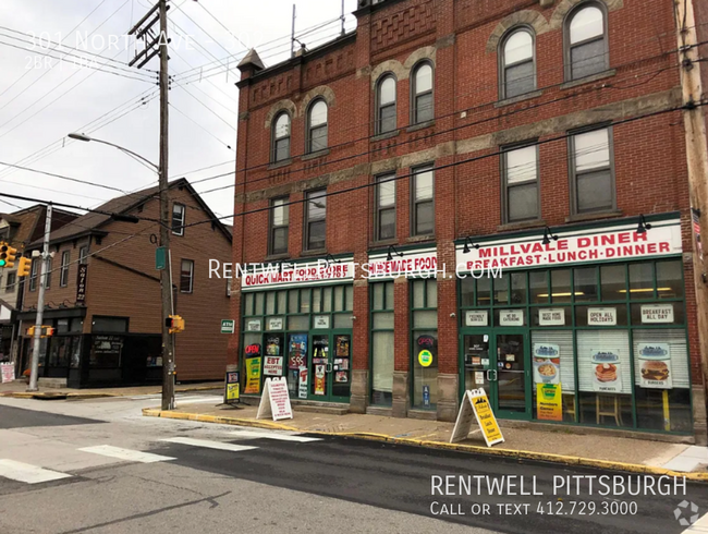 Building Photo - 2 Bedroom Apartment in Millvale Unit 302