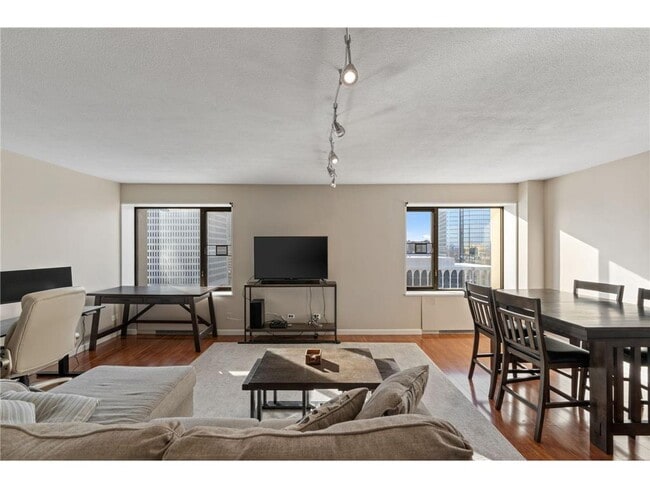 Photo - 19 S 1st St Unit B1503