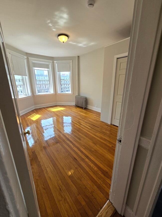 Photo - 1177 Commonwealth Ave Apartments Unit Com Ave