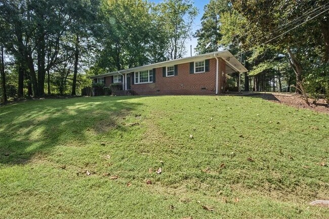 107 Pinecrest Cir