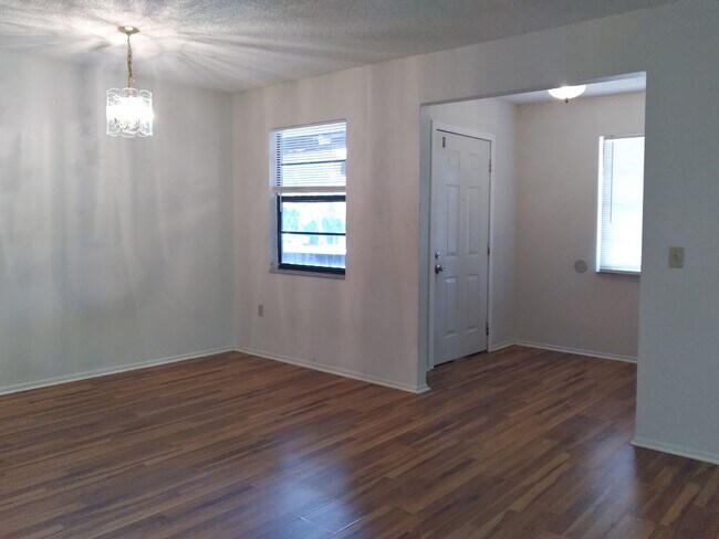 Photo - PRICE IMPROVEMENT!!  3/2 2nd floor Villa
