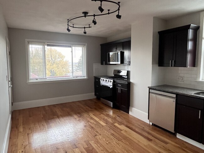 Photo - 69 Homer St Unit 3