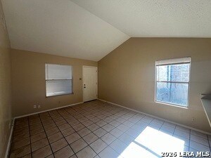 Photo - 5523 Lochmoor