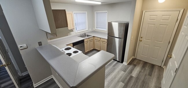 Photo - 2120 Wolftech Ln Unit 204