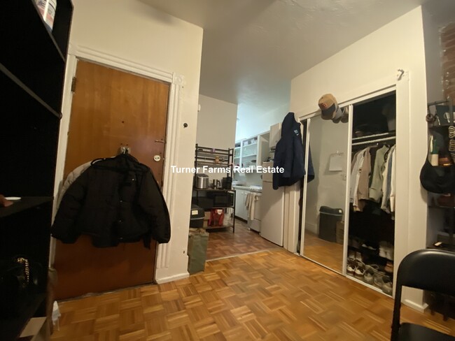 Photo - 39 Anderson St Apartments Unit 40 Anderson  2