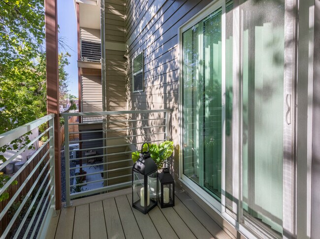 Photo - Morris Manor