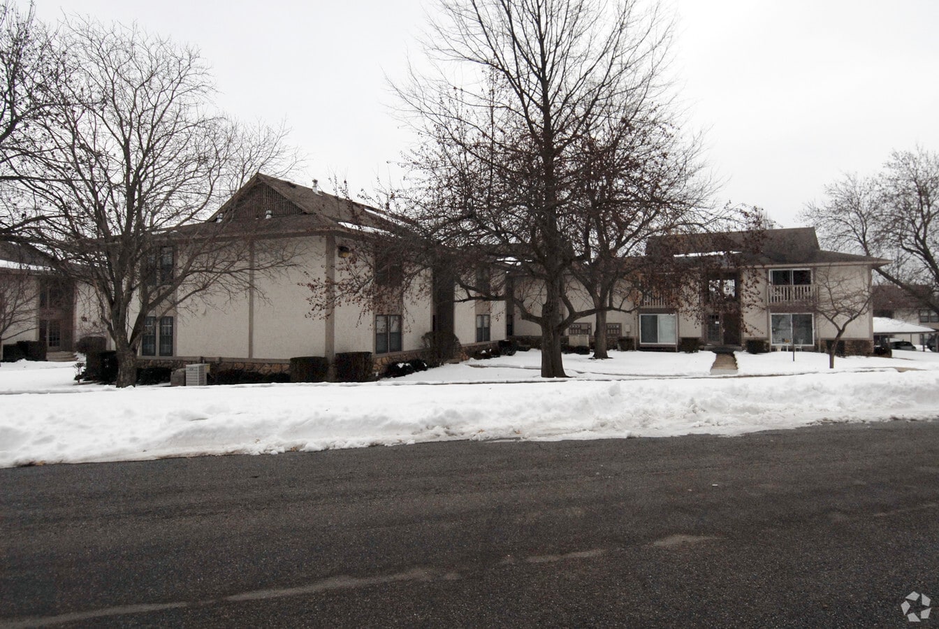 Photo - Craigmont Apartments