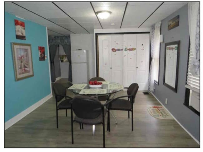 Photo - 1612 Mack Ave