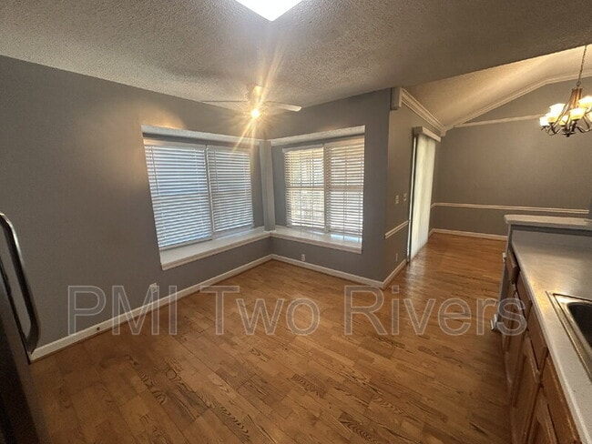 Photo - 2820 Chapelwood Dr