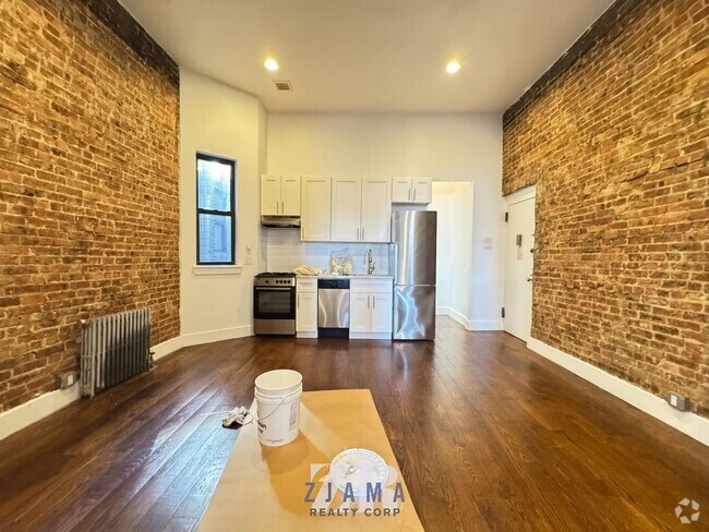 Building Photo - 1047 Bedford Ave Unit C4 Rental