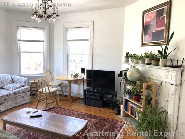 Photo - 268 Broadway Unit #3