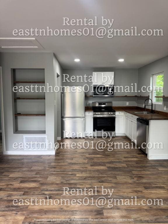 Photo - 218 Fisk Ave