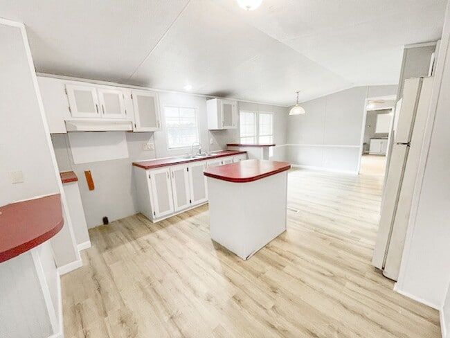 Photo - Palmetto Woods – Spacious 3 Bed, 2 Bath Homes in Sumter, SC! Unidad 4620 CSL