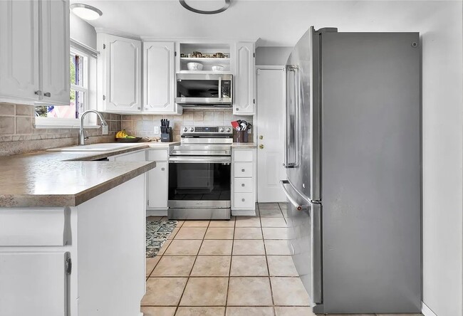Photo - 1669 S Dudley Ct