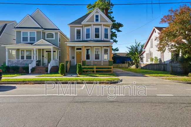 Photo - 527 W 26th St