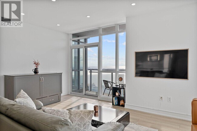 Photo - 15 Iceboat Terr Unité 4010