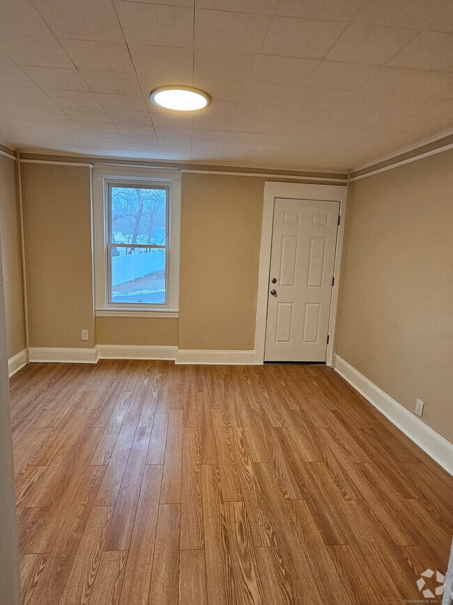 Building Photo - 26 Jewett St Unit 3 Rental
