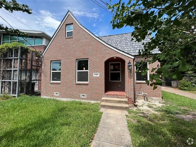 Building Photo - 2420 White Oak Dr Rental