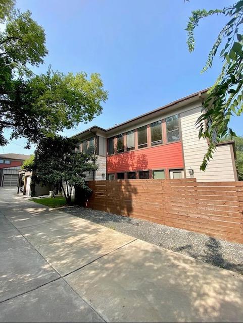 Photo - 903 Cardinal Ln