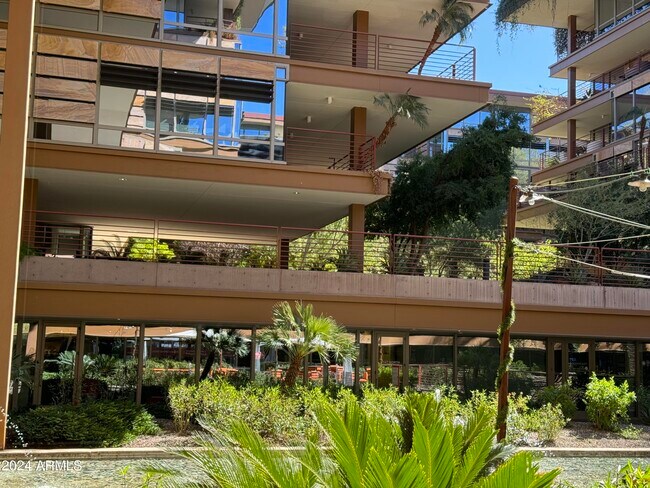 Building Photo - 7141 E Rancho Vista Dr Unit 3011 Rental
