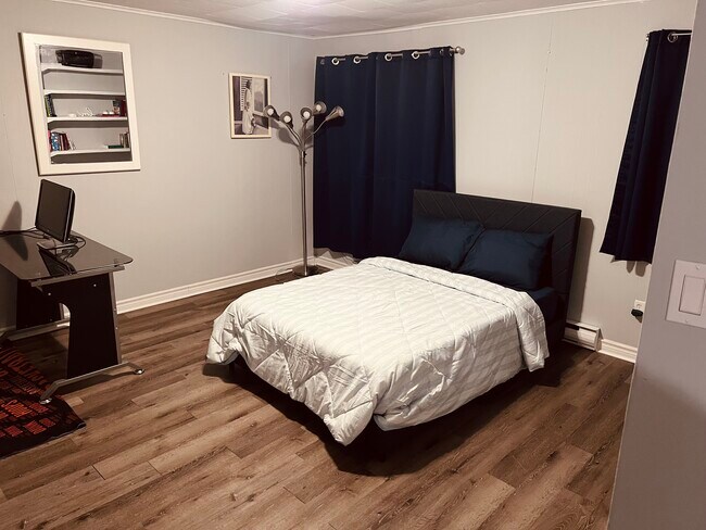 32 Donovan St