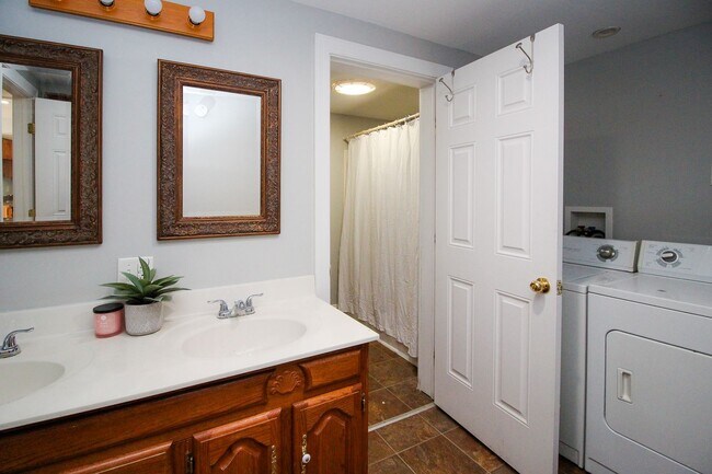 7 Water St Unit 1