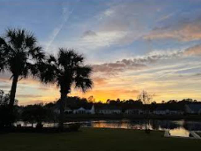 Photo - SPACIOUS WATERFRONT 3 bed/3.5 bath with lo...