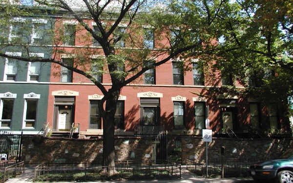 Photo - 827-831 N Dearborn St