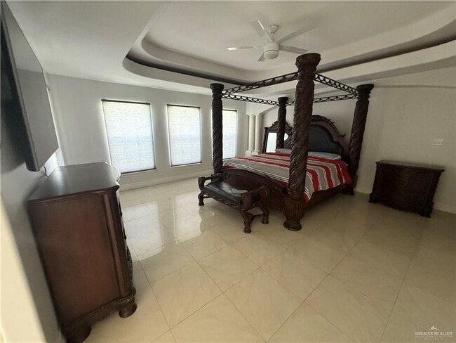 Photo - 16 El Jardin St