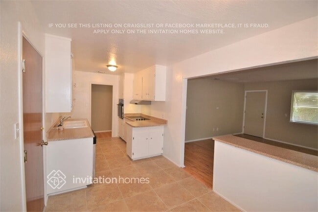 Photo - 232 Schuerle St