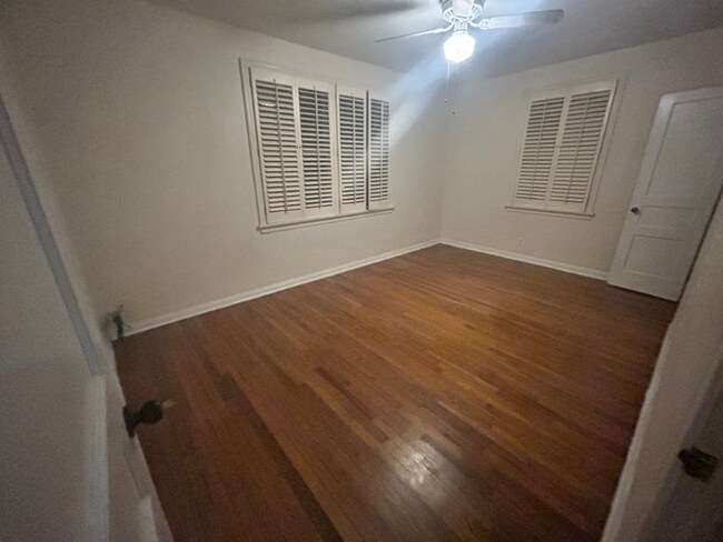 Photo - 2652 Merwyn Rd