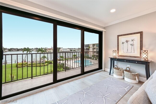 Photo - 3200 Gulf Shore Blvd N Unidad 308