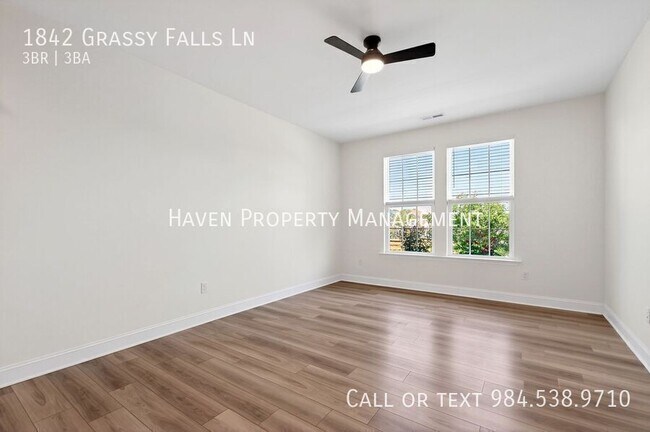 Photo - 1842 Grassy Falls Ln