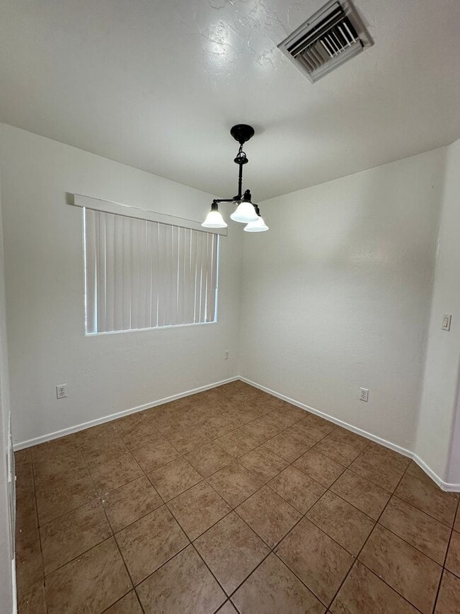 Photo - Beautiful 3 Bed 2 Bath House!!