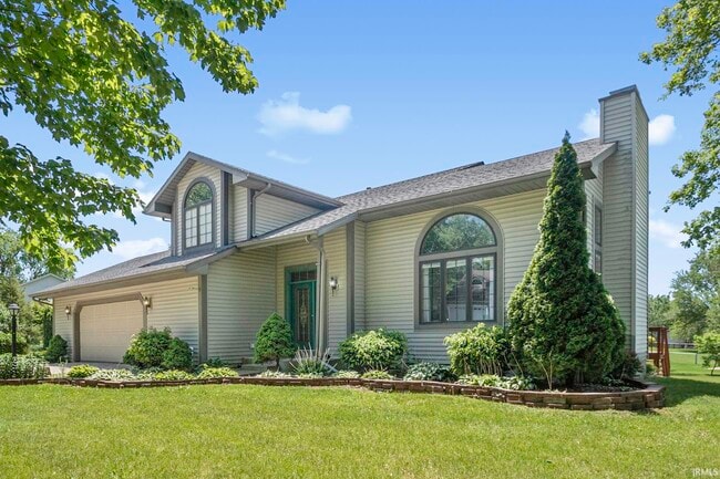 Building Photo - 52849 Red Fox Trail