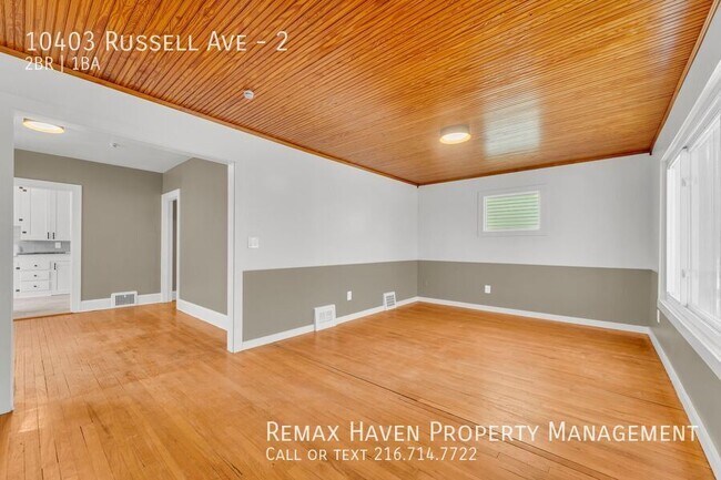 Photo - 10403 Russell Ave Unidad 2