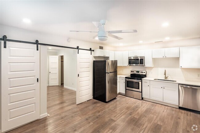Building Photo - 1515 Bennett Ave Rental