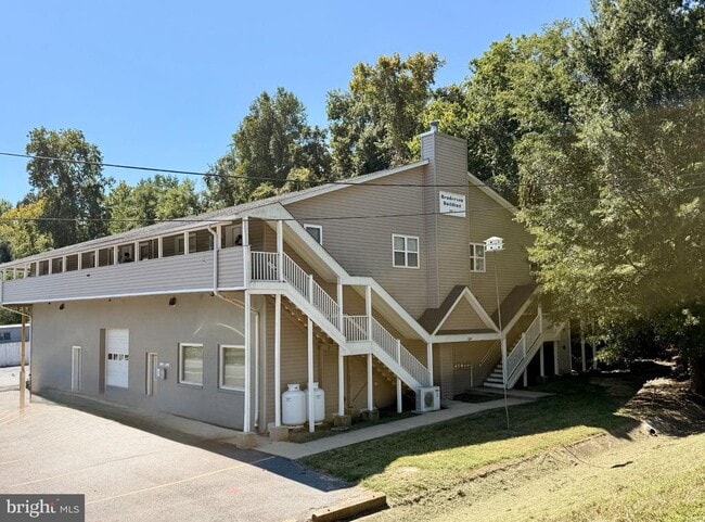 Building Photo - 22665 Van Wert Ln Unit APT