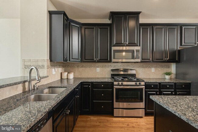 7739 Milton Cir