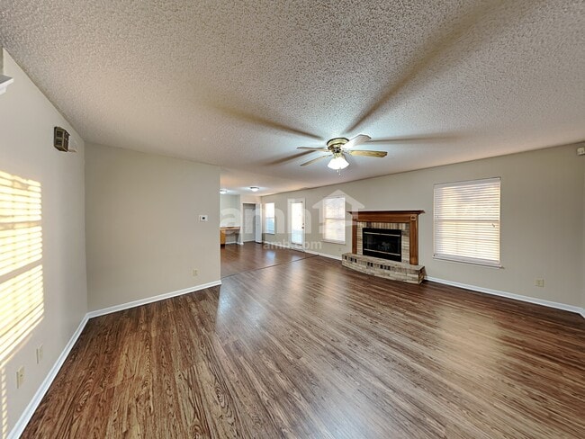 Photo - 8514 Bluff Point Dr