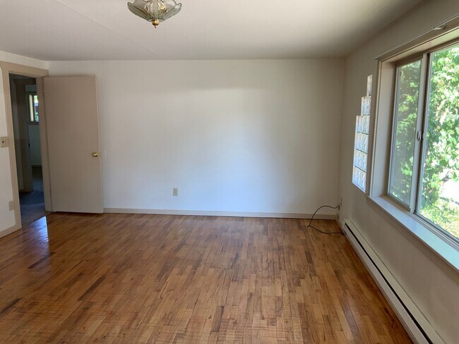 Photo - Jefferson St Duplex